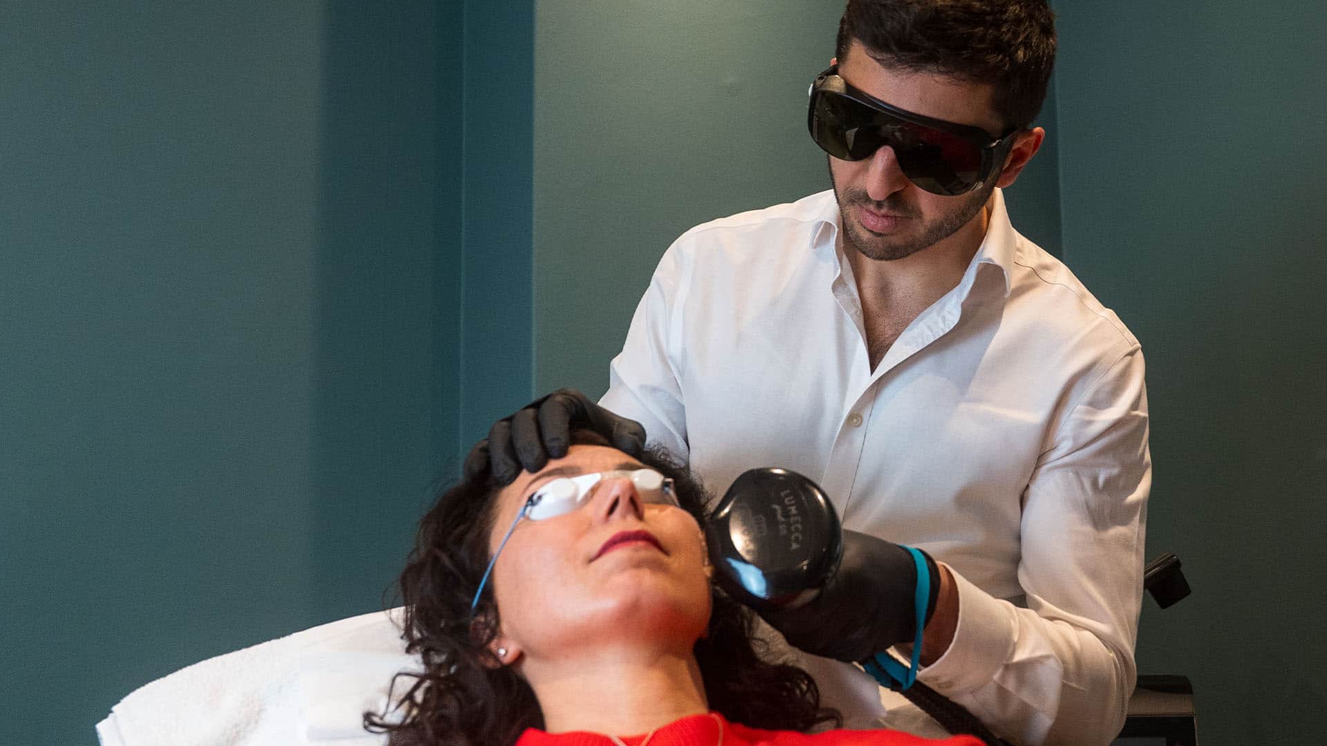Professional skin treatment being performed at Cannelle Skin Clinic, focusing on facial rejuvenation.